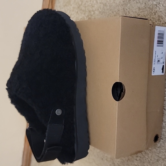 UGG Black Lanah Clog - Picture 2 of 6